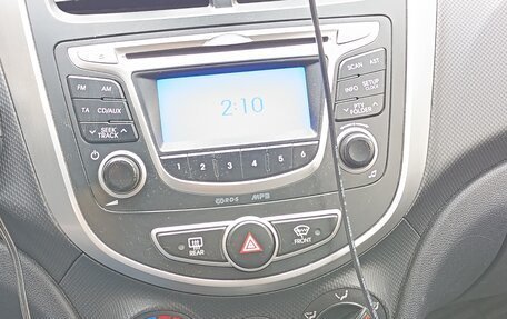 Hyundai Solaris II рестайлинг, 2013 год, 1 040 000 рублей, 6 фотография
