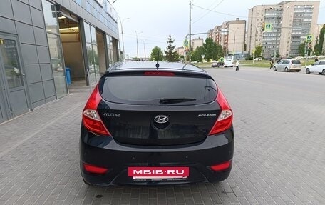 Hyundai Solaris II рестайлинг, 2013 год, 1 040 000 рублей, 2 фотография
