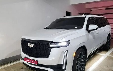 Cadillac Escalade V, 2022 год, 15 851 438 рублей, 1 фотография