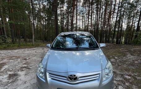 Toyota Auris II, 2012 год, 1 550 000 рублей, 3 фотография