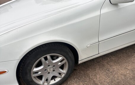 Mercedes-Benz E-Класс, 2005 год, 1 000 000 рублей, 5 фотография