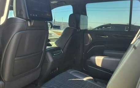 Cadillac Escalade V, 2022 год, 15 851 438 рублей, 7 фотография
