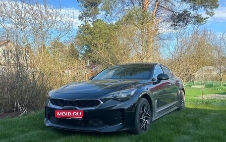KIA Stinger I, 2022 год, 3 200 000 рублей, 1 фотография