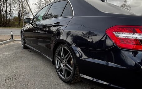 Mercedes-Benz E-Класс, 2010 год, 1 290 000 рублей, 6 фотография