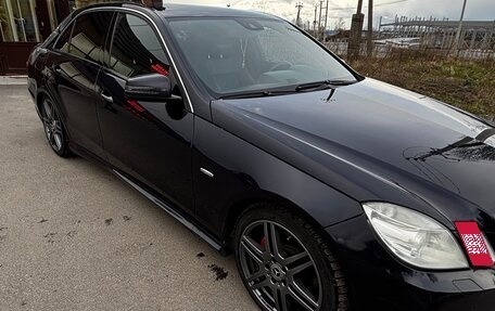 Mercedes-Benz E-Класс, 2010 год, 1 290 000 рублей, 3 фотография