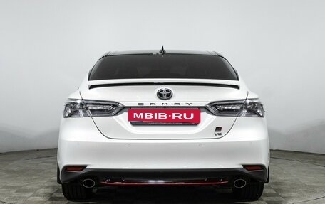 Toyota Camry, 2021 год, 3 499 700 рублей, 6 фотография