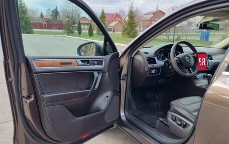 Volkswagen Touareg III, 2013 год, 1 985 000 рублей, 15 фотография