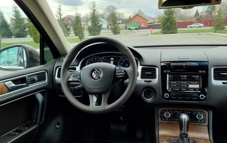 Volkswagen Touareg III, 2013 год, 1 985 000 рублей, 21 фотография