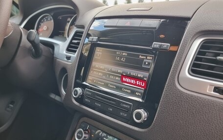 Volkswagen Touareg III, 2013 год, 1 985 000 рублей, 22 фотография