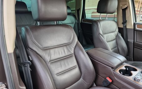 Volkswagen Touareg III, 2013 год, 1 985 000 рублей, 33 фотография