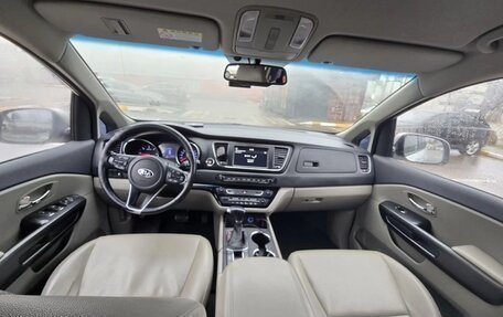 KIA Carnival III, 2018 год, 1 270 000 рублей, 3 фотография