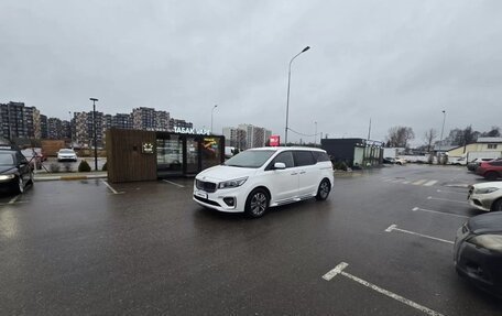 KIA Carnival III, 2018 год, 1 270 000 рублей, 5 фотография