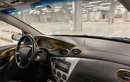 Ford Focus IV, 2001 год, 130 000 рублей, 4 фотография