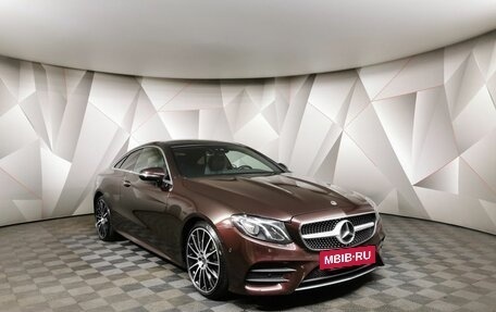 Mercedes-Benz E-Класс, 2018 год, 3 999 700 рублей, 3 фотография