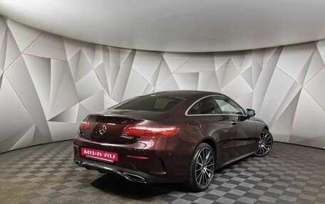 Mercedes-Benz E-Класс, 2018 год, 3 999 700 рублей, 2 фотография