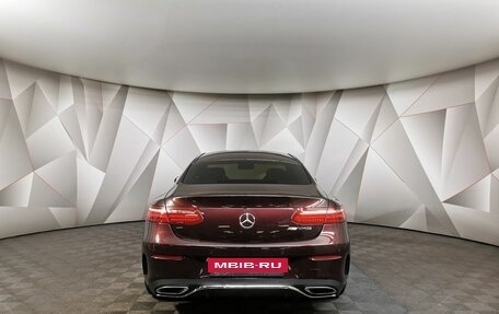 Mercedes-Benz E-Класс, 2018 год, 3 999 700 рублей, 8 фотография