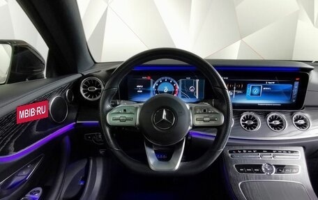 Mercedes-Benz E-Класс, 2018 год, 3 999 700 рублей, 15 фотография