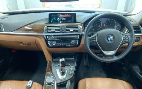 BMW 3 серия, 2015 год, 1 700 000 рублей, 5 фотография