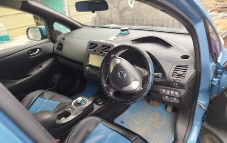 Nissan Leaf I, 2013 год, 450 000 рублей, 2 фотография