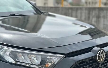 Toyota RAV4, 2021 год, 2 340 000 рублей, 5 фотография