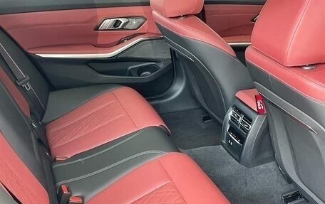 BMW 3 серия, 2025 год, 4 300 000 рублей, 10 фотография