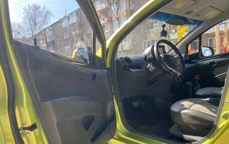 Chevrolet Spark III, 2011 год, 665 000 рублей, 7 фотография