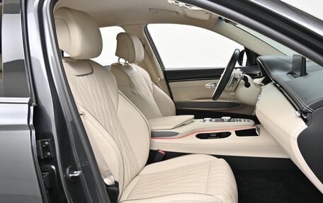 Genesis GV70, 2022 год, 3 870 000 рублей, 6 фотография