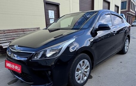 KIA Rio IV, 2017 год, 1 090 000 рублей, 3 фотография