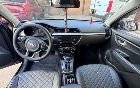 KIA Rio IV, 2017 год, 1 090 000 рублей, 10 фотография