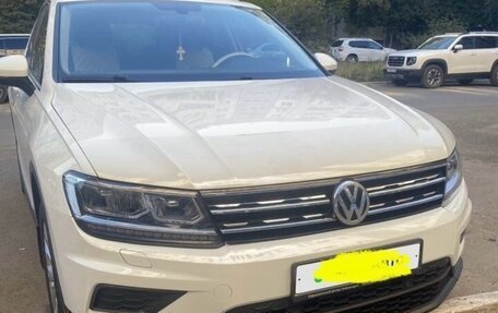 Volkswagen Tiguan II, 2018 год, 3 100 000 рублей, 6 фотография