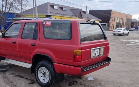 Toyota Hilux Surf III рестайлинг, 1992 год, 650 000 рублей, 3 фотография