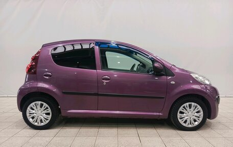 Peugeot 107 I рестайлинг, 2013 год, 519 000 рублей, 4 фотография