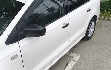 Volkswagen Polo VI (EU Market), 2012 год, 600 000 рублей, 10 фотография