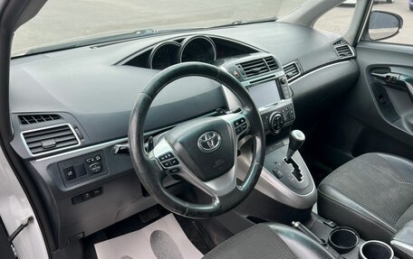 Toyota Verso I, 2014 год, 1 399 000 рублей, 11 фотография