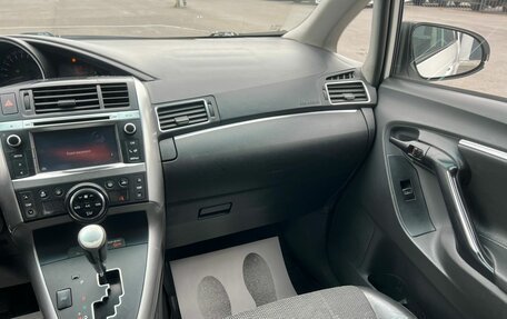 Toyota Verso I, 2014 год, 1 399 000 рублей, 15 фотография