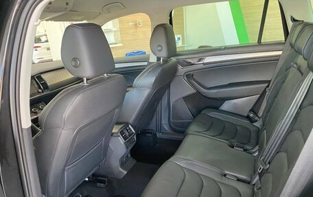 Skoda Kodiaq I, 2024 год, 5 650 000 рублей, 4 фотография