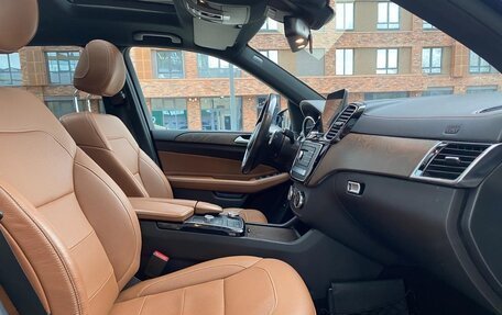 Mercedes-Benz GLS, 2018 год, 6 600 000 рублей, 11 фотография