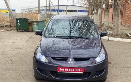 Mitsubishi Grandis, 2004 год, 785 000 рублей, 3 фотография