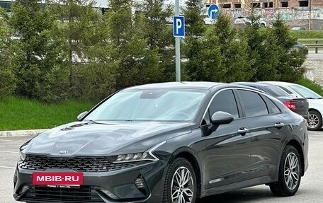 KIA K5, 2021 год, 2 250 000 рублей, 15 фотография