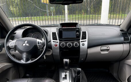 Mitsubishi Pajero Sport II рестайлинг, 2014 год, 1 899 000 рублей, 13 фотография