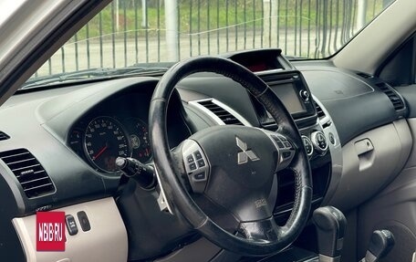 Mitsubishi Pajero Sport II рестайлинг, 2014 год, 1 899 000 рублей, 10 фотография