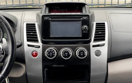 Mitsubishi Pajero Sport II рестайлинг, 2014 год, 1 899 000 рублей, 29 фотография