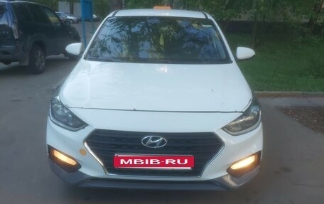 Hyundai Solaris II рестайлинг, 2017 год, 635 000 рублей, 11 фотография