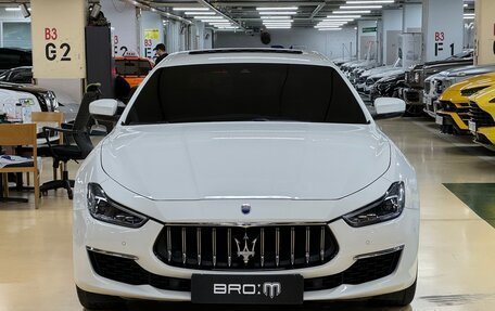 Maserati Ghibli, 2022 год, 3 938 000 рублей, 1 фотография