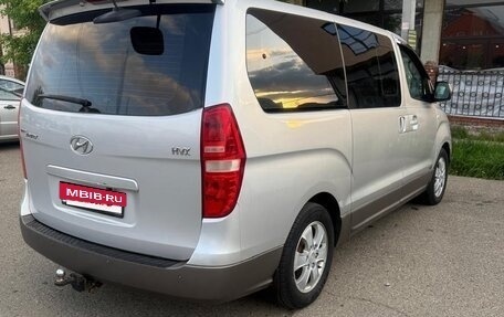 Hyundai Grand Starex Grand Starex I рестайлинг 2, 2009 год, 1 400 000 рублей, 3 фотография