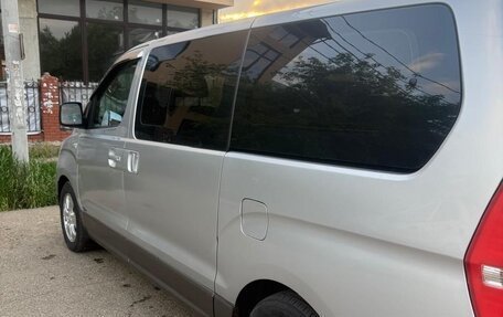 Hyundai Grand Starex Grand Starex I рестайлинг 2, 2009 год, 1 400 000 рублей, 7 фотография