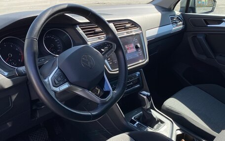 Volkswagen Tiguan II, 2021 год, 3 450 000 рублей, 2 фотография