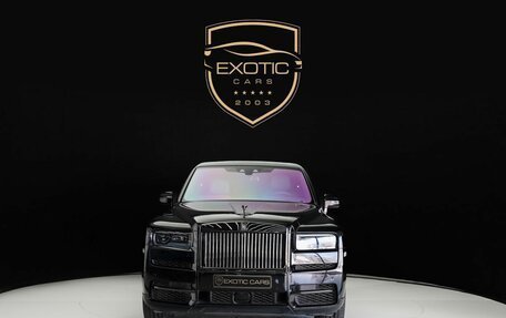 Rolls-Royce Cullinan, 2022 год, 47 000 000 рублей, 2 фотография