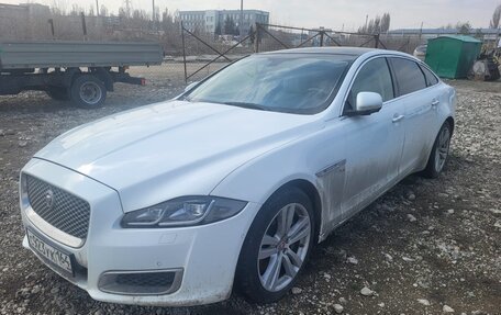 Jaguar XJ IV (X351), 2017 год, 2 800 000 рублей, 5 фотография