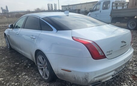 Jaguar XJ IV (X351), 2017 год, 2 800 000 рублей, 4 фотография